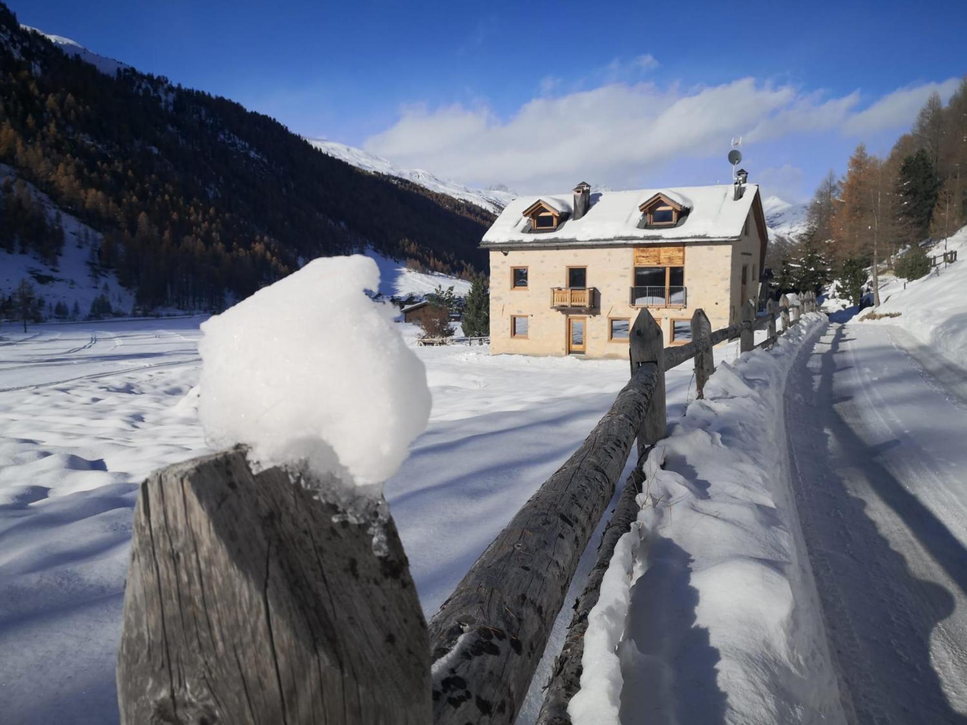 Chalet Aria Pura Livigno Eksteriør bilde