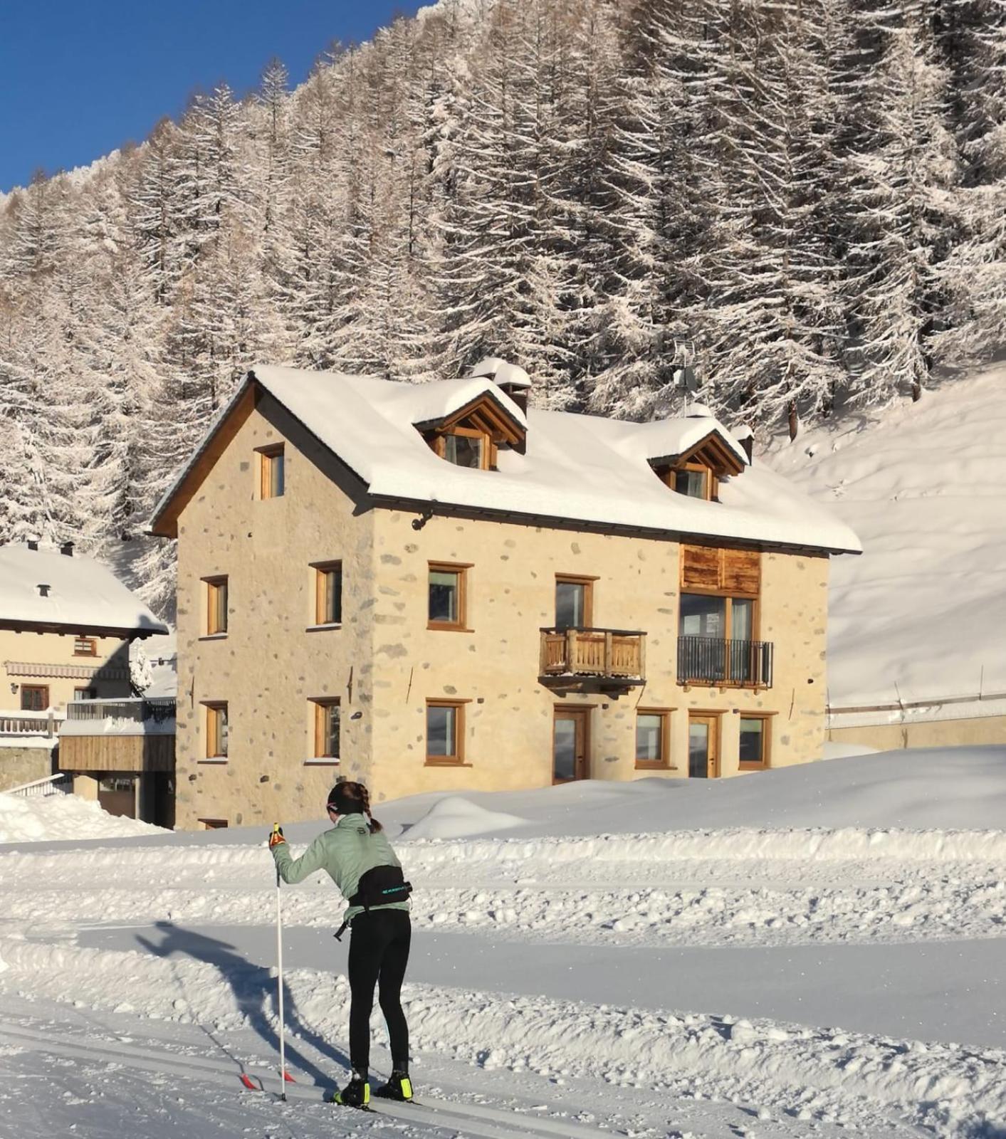 Chalet Aria Pura Livigno Eksteriør bilde